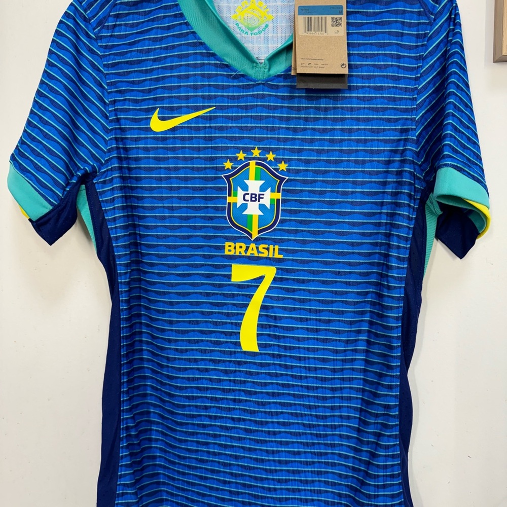 Brazil (Away) authentic player jersey Nike #7 Vini Jr